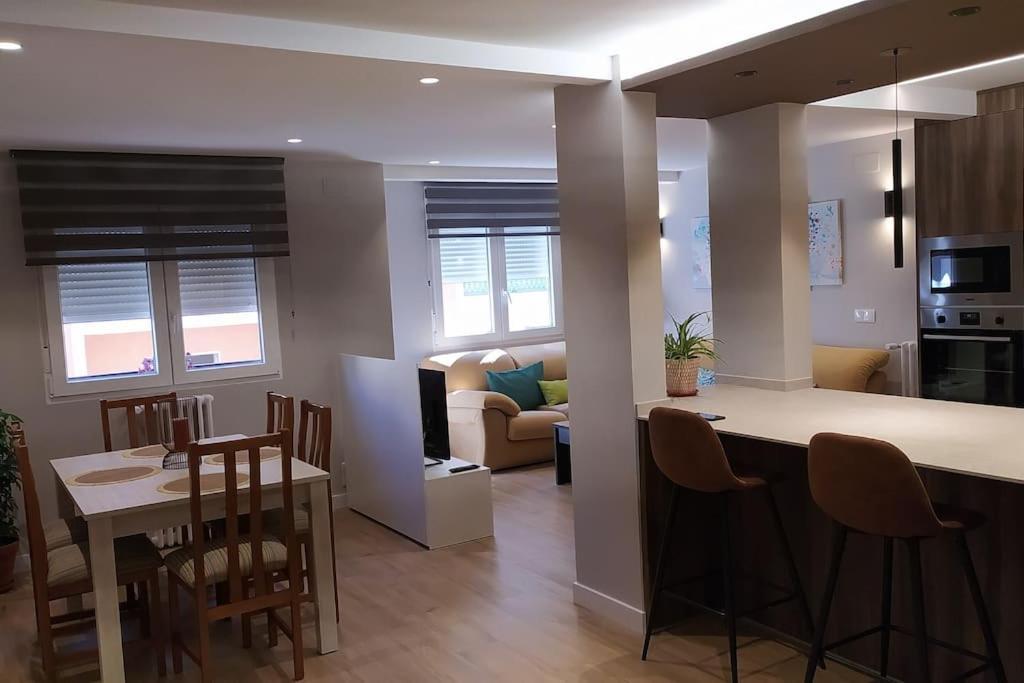 Apartamento Centrico Ideal Para Visitar Cuenca Cuenca  Exterior photo